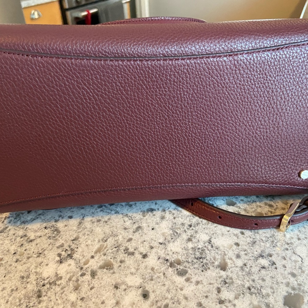 Brand new Kate Spade Purse - Picture 4 of 11